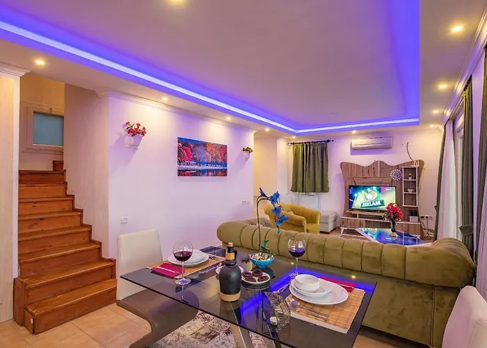 Gera - 1 Bedroom With Jacuzzi In Kalkan 빌라 카스